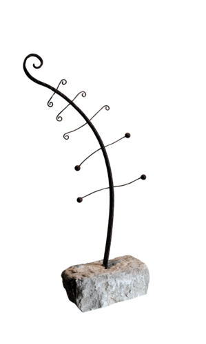 Opera N. 4, "Donna sannita con collana" van Lino Spada, Beeldhouwwerk te koop op Singulart