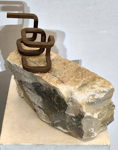 Cubismos & Cuarcitas Beiges par Ariel Elizondo Lizarraga, Sculpture en vente sur Singulart
