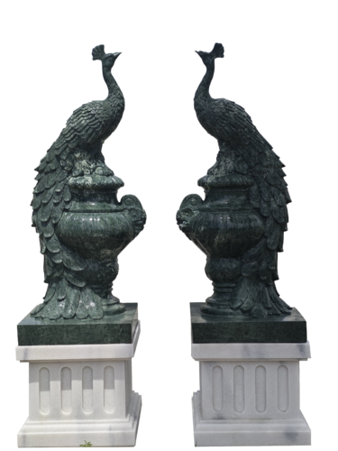 Viet Nam green marble peacock sculptures van Mai Xuan Phuc, Beeldhouwwerk te koop op Singulart