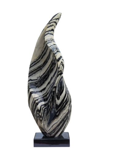 Viet Nam marble abstract statue par Mai Xuan Phuc, Sculpture en vente sur Singulart