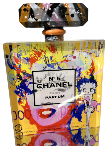 Flacon Chanel n°5, Marilyn et Betty, orange de Patrick Cornée, Escultura a la venta en Singulart