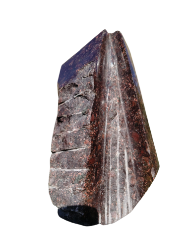 Pierre dressée 1  ( Ignimbrite mauve rare ) 5.84 Kg van Michel Peretti, Beeldhouwwerk te koop op Singulart