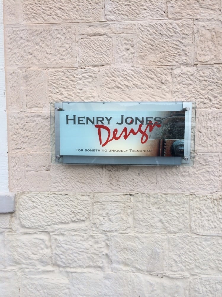 Art Gallery Henry Jones Design