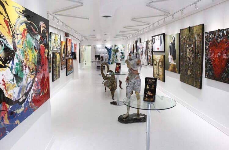 Galería de arte Jutras' Art Gallery