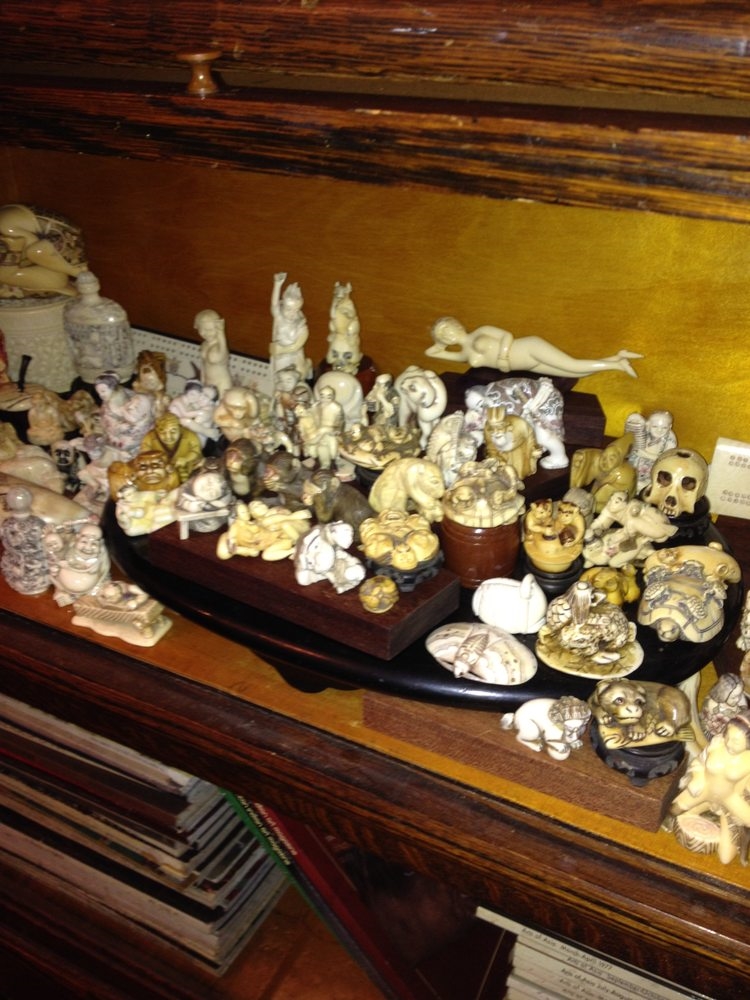 Art Gallery Quinn Studio's Antiques Art Collectibles Militaria