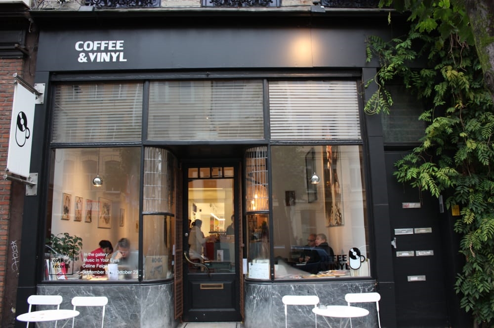 Art Gallery Coffee & Vinyl