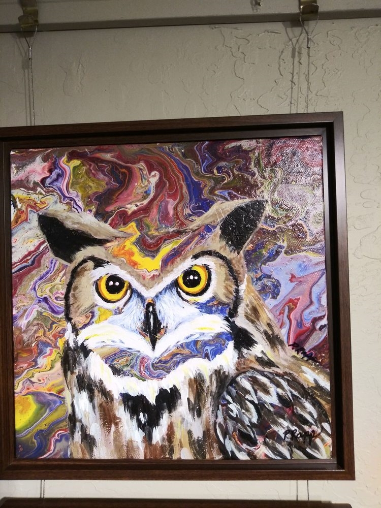 Galería de arte Upstairs Art Gallery