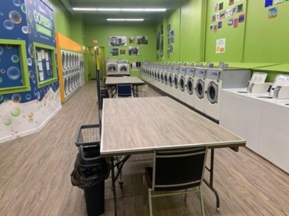 Art Gallery GO Fresh Laundromat & Art Gallery