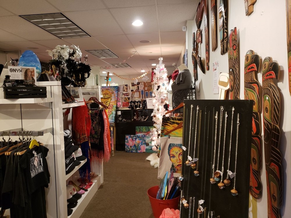 Art Gallery Monika's Art Boutique-Studio & Gallery