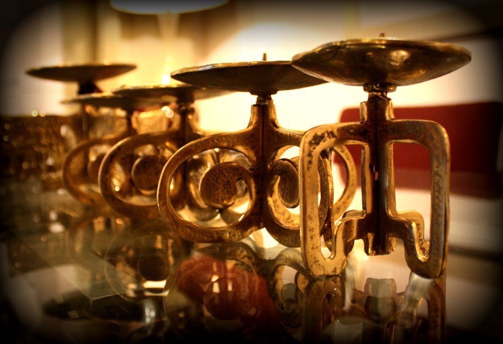 Art Gallery Parabolic Art+Design