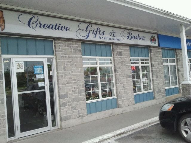 Art Gallery Creative Gift's & Baskets