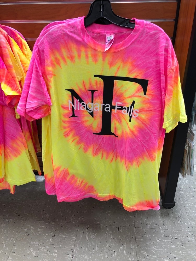 Art Gallery Souvenirs of Niagara Falls