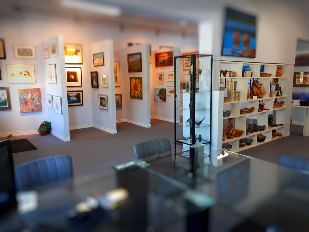 Galerie d'art L & D's Art Gallery and Framing