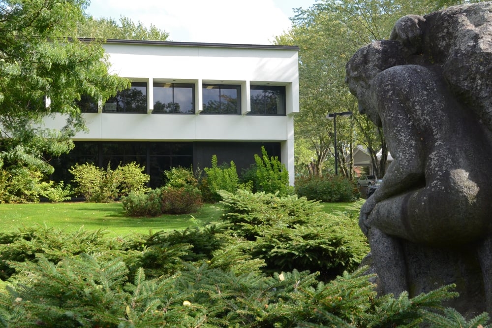 Art Gallery Centre culturel Yvonne L. Bombardier