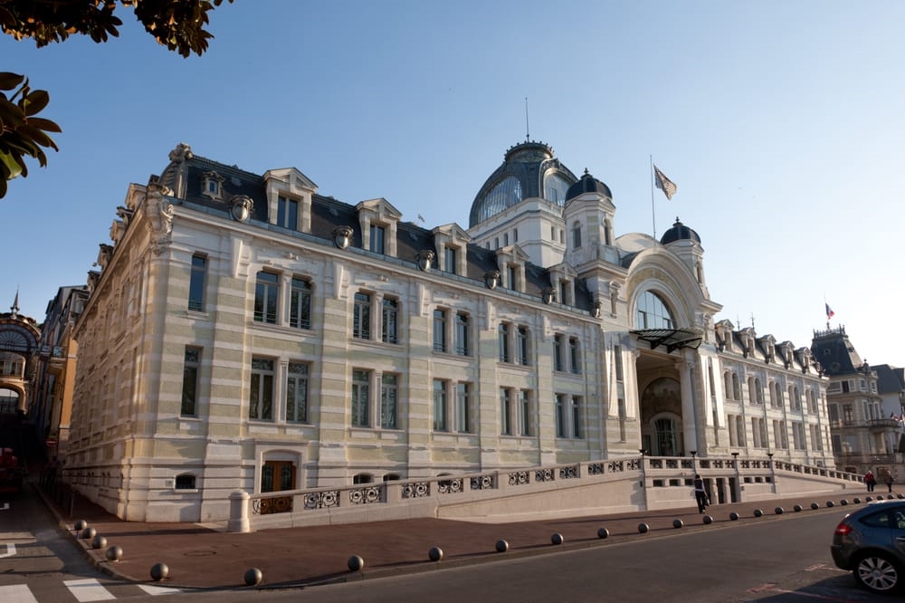 Galerie d'art Palais Lumière - Espace d'Exposition