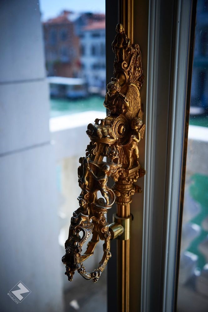 Art Gallery Palazzo Grassi