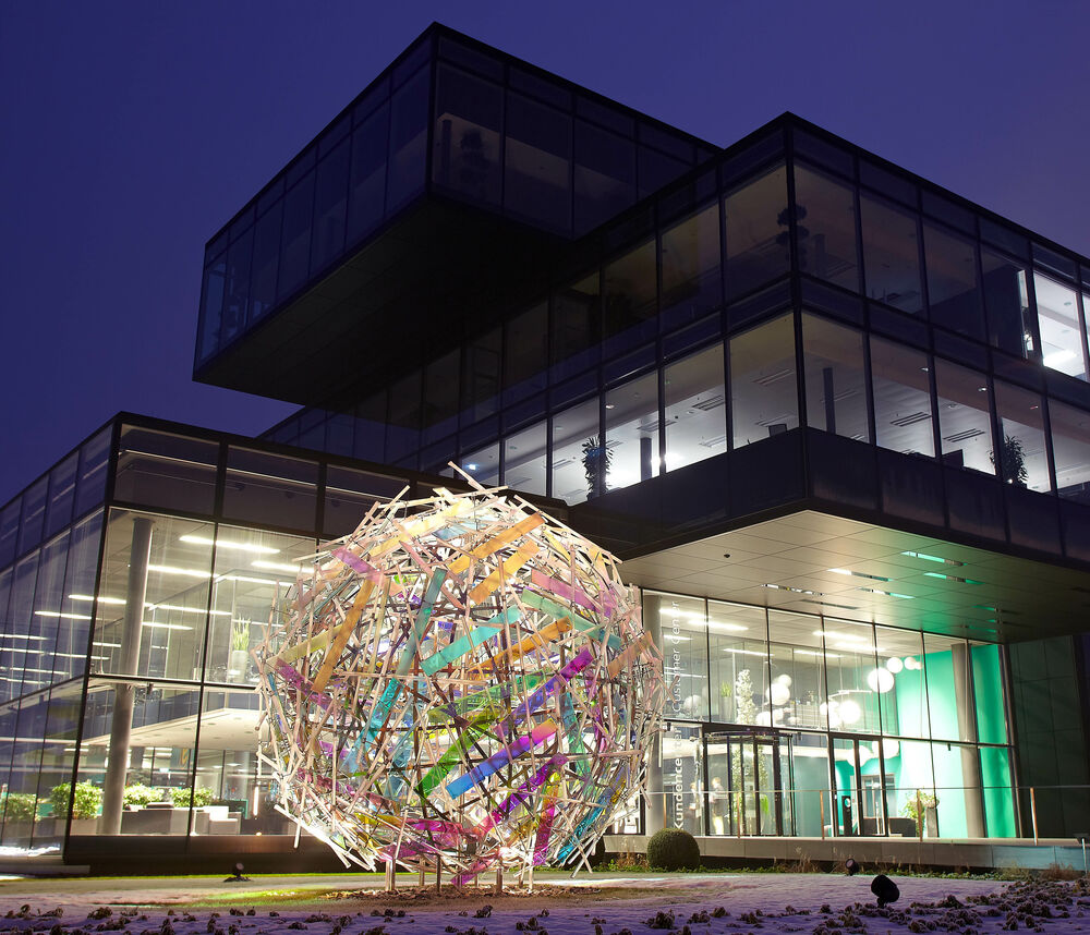 Art Gallery Gordon Huether Studio + Gallery