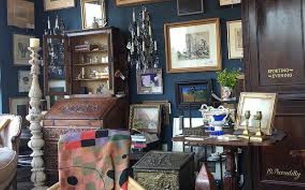 Art Gallery Mark O. Howald Antiques & Fine Art