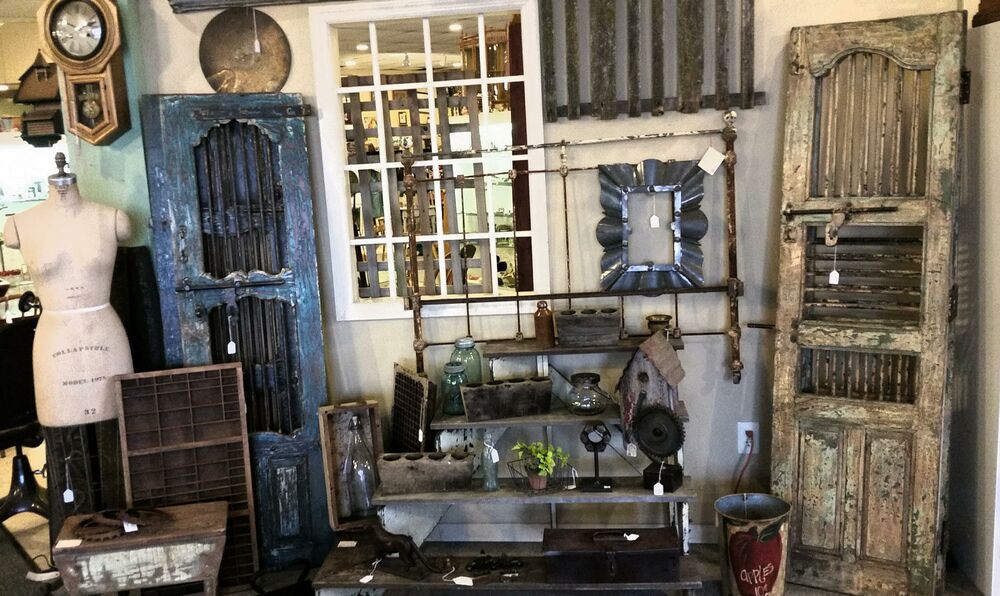 Art Gallery Odana Antiques & Fine Arts Center