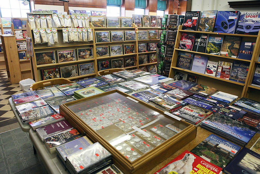 Art Gallery Book Gallery