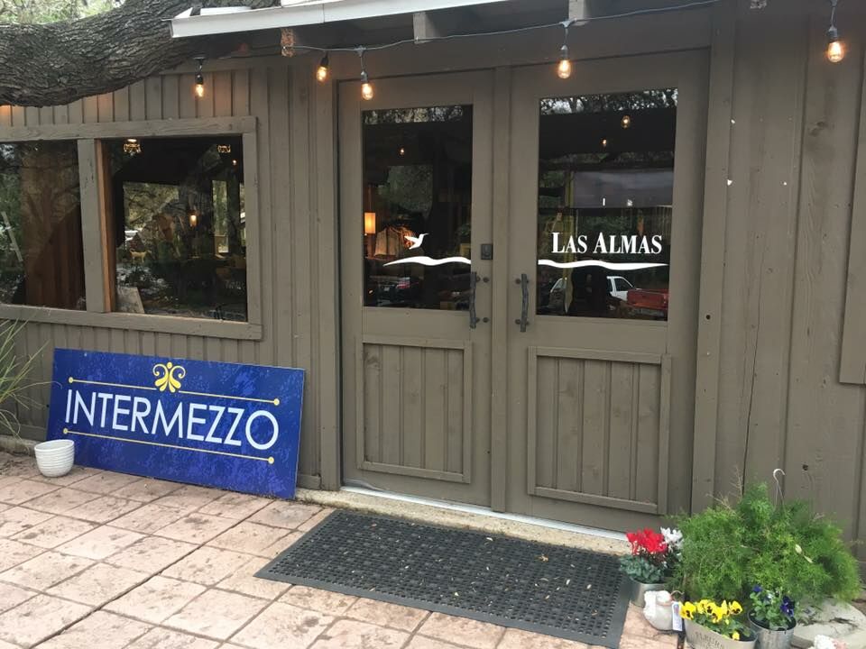 Art Gallery Intermezzo Gallery And Studios