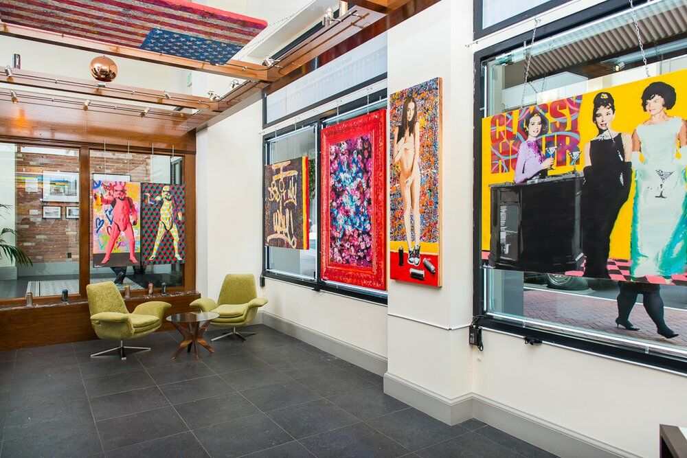 Art Gallery Spencer Couture Art Gallery