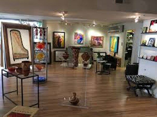 Art Gallery Nina Kuzina Gallery