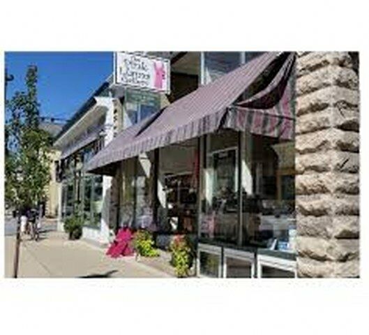 Art Gallery The Pink Llama Gallery