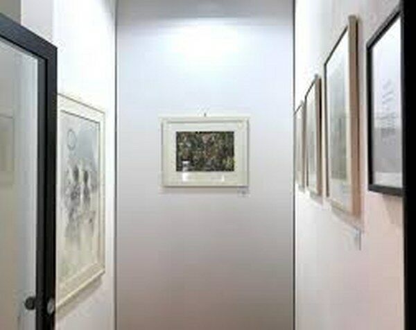 Art Gallery The Door Art Gallery