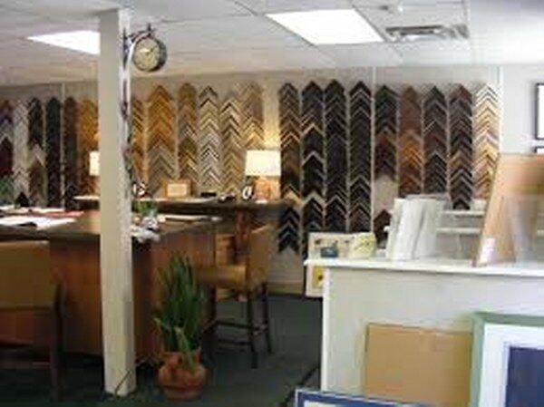 Art Gallery Little Gallery Frame Shop