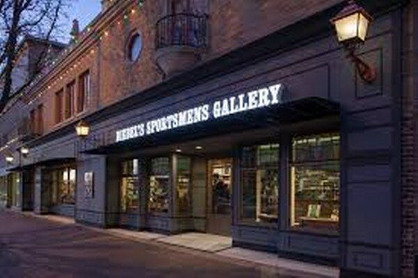 Art Gallery Diebel’s Sportmens Gallery