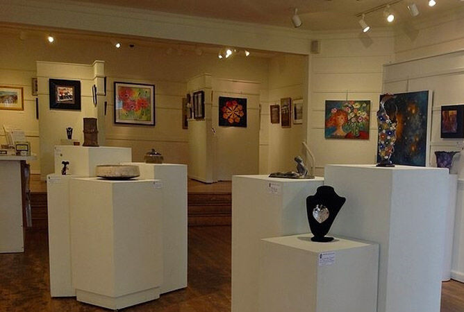 Art Gallery Whittier Art Association & Art Gallery