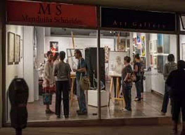 Art Gallery Menduina Schneider Art Gallery