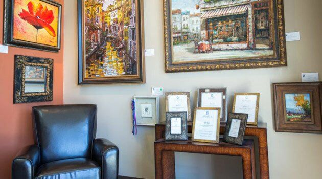 Art Gallery Mobley’s Framing & Gallery