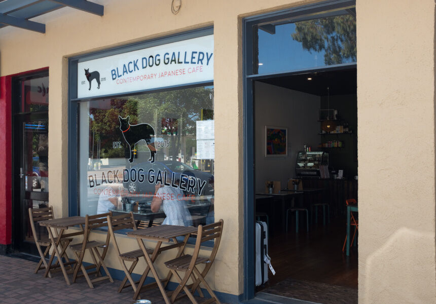 Art Gallery Black Dog Gallery