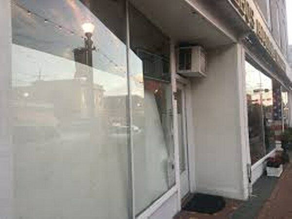 Art Gallery Phoebus Auction Gallery