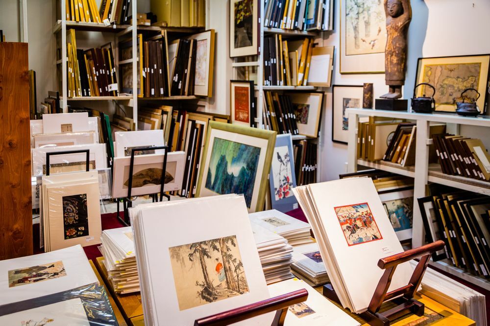 Art Gallery Robyn Buntin Of Honolulu Gallery