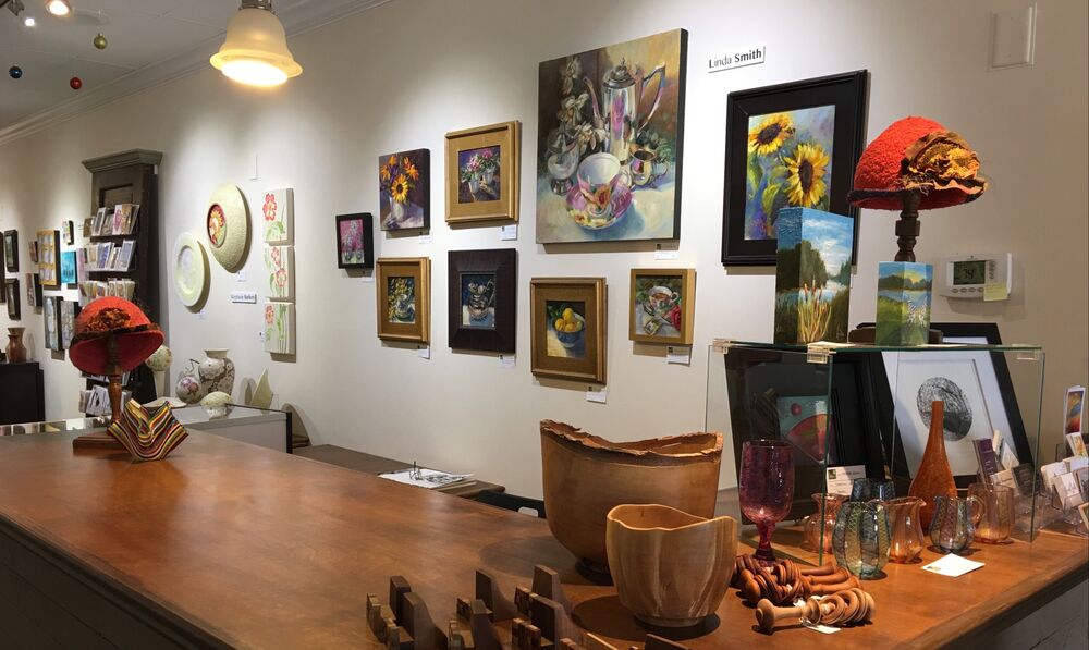 Art Gallery Green Door Art Gallery