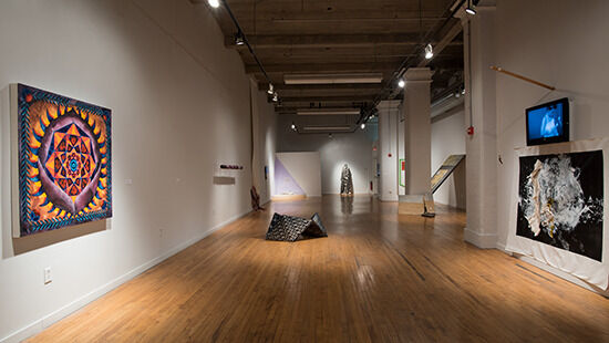 Art Gallery Des Lee Gallery