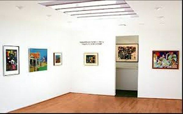 Art Gallery Ann 330 Gallery