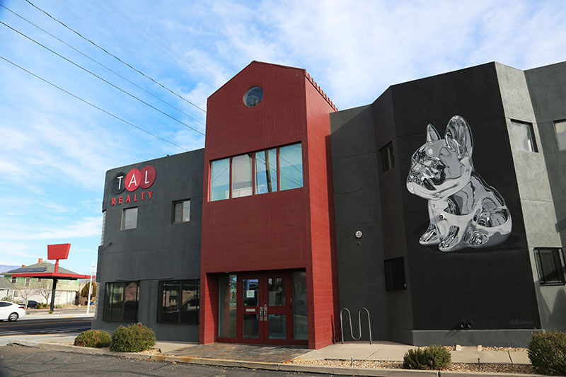 Art Gallery Ismo Realty Gallery