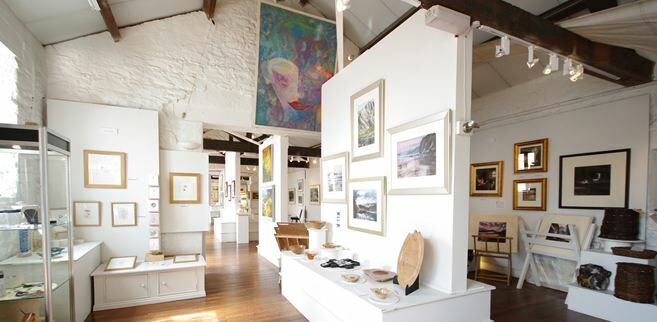 Art Gallery Waterfront Gallery