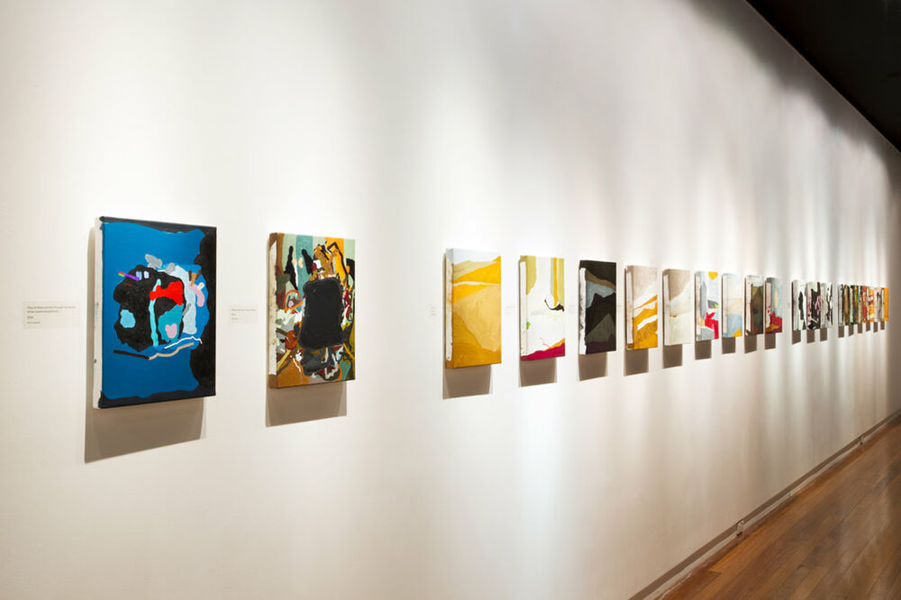 Art Gallery Random Modern Gallery