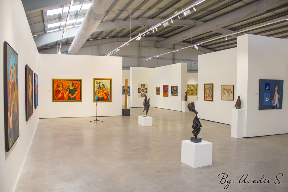 Art Gallery Noah’s Collectors Gallery