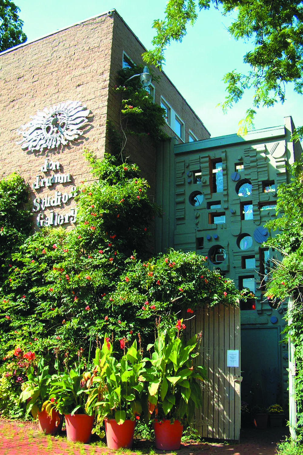 Art Gallery Don Drumm Studios & Gallery