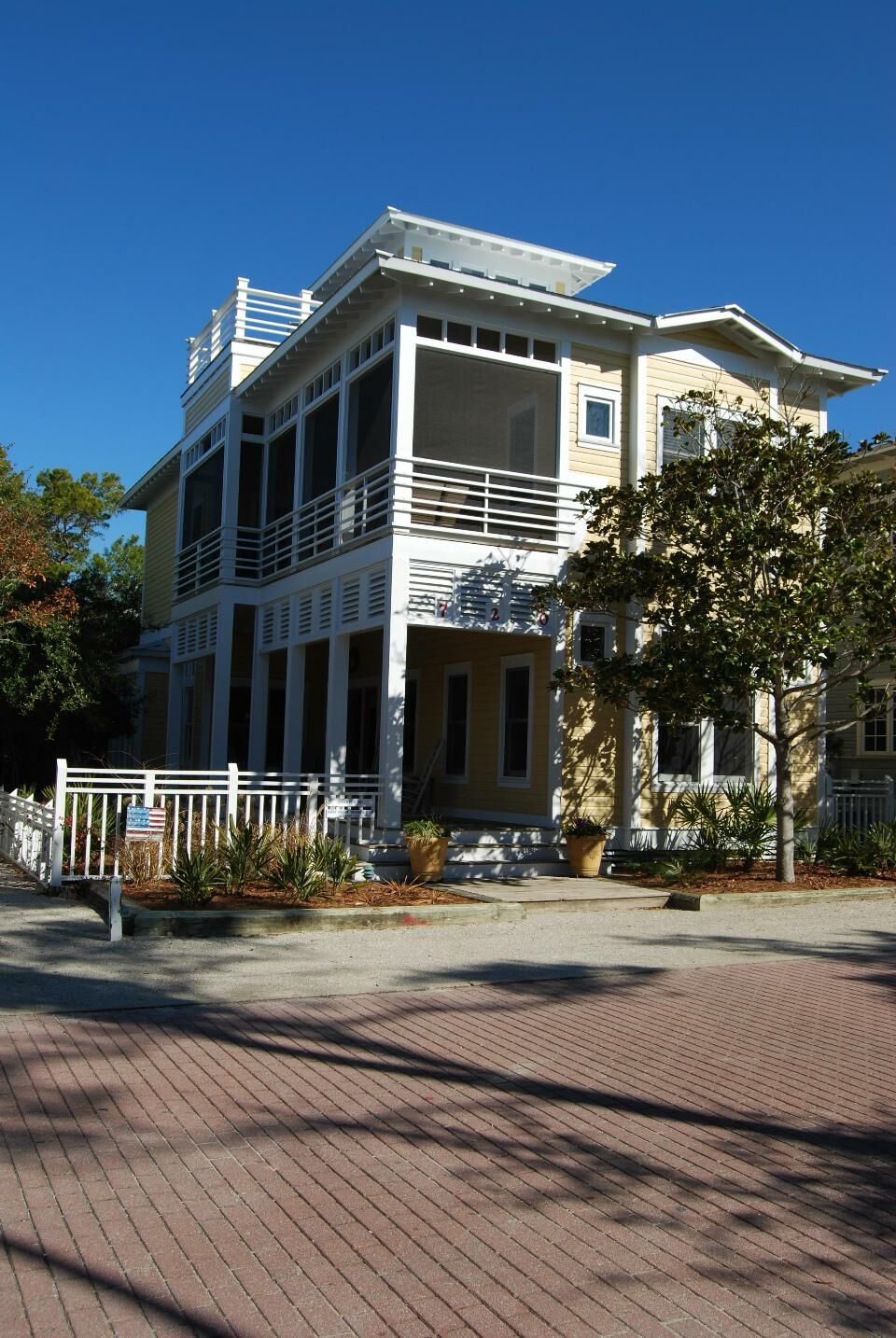 Art Gallery Three Flights Up Gallery