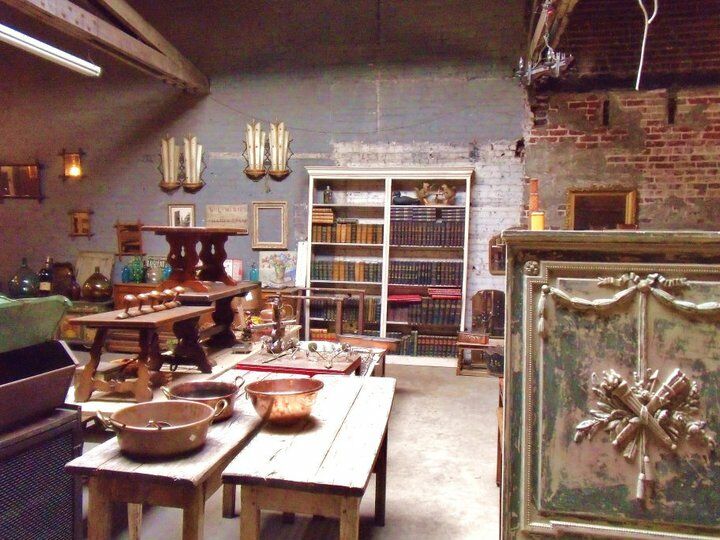 Art Gallery Willow Creek Gallery