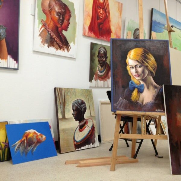 Art Gallery Pazouki Painting Studio/Gallery