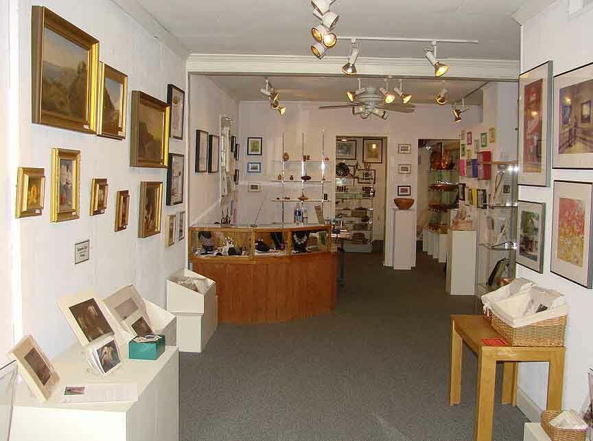 Art Gallery Artist’s Undertaking Gallery