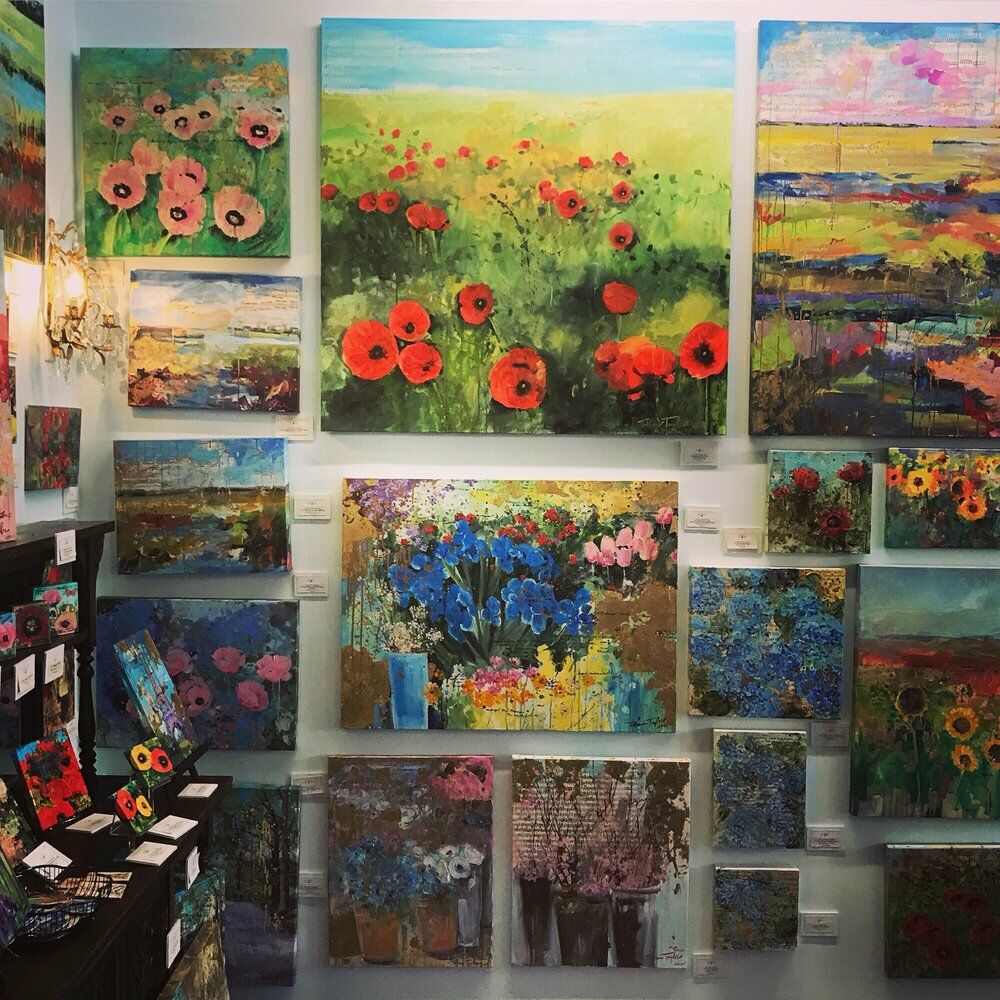 At 7 Art Galleries, the Ecstatic Flow of Paint and the Stories It Can Tell  - The New York Times, image size:1000x1000